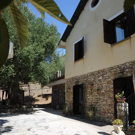 Farm stay Agriturismo La Focazza