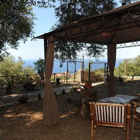 Farm stay Agriturismo La Focazza Ascea